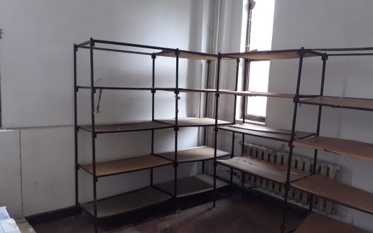 Spațiu comercial central, Lupeni