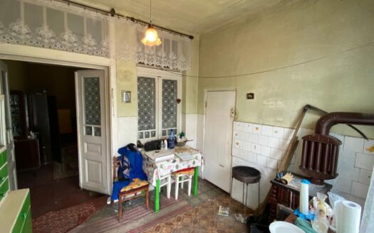 Casa zona linistita Lupeni