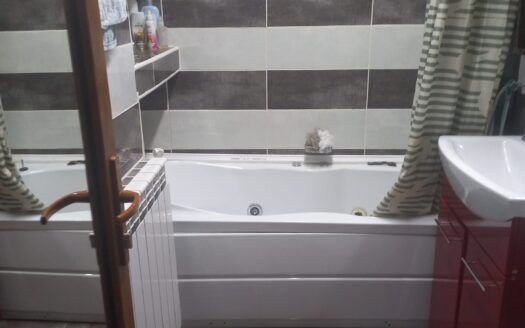 Apartament zona linistita