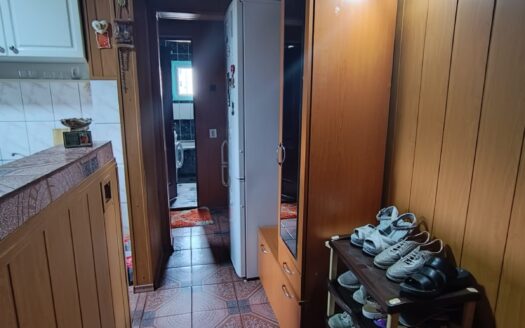 Apartament cu garaj