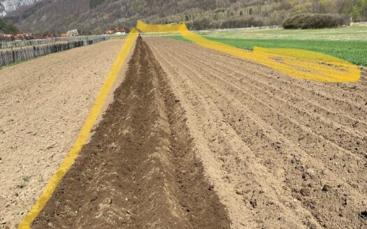 Teren zona pitoreasca Valea Streiului