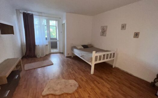 Garsoniera zona centrala Lupeni