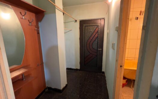 Garsoniera Petrosani Nord