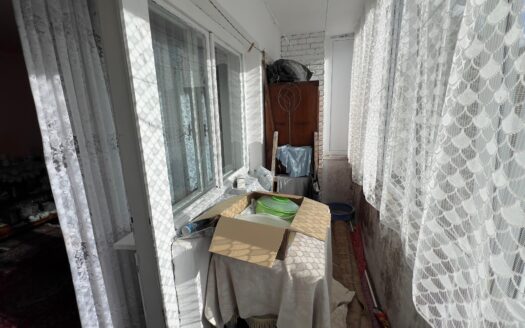 Apartament zona 8 Martie