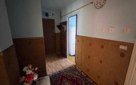 Apartament zona 8 Martie