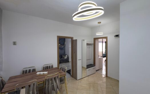 Apartament la cheie zona Parang