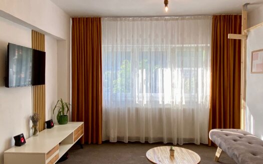 Apartament la cheie , zona Barbateni