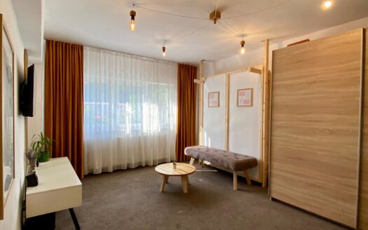 Apartament la cheie , zona Barbateni